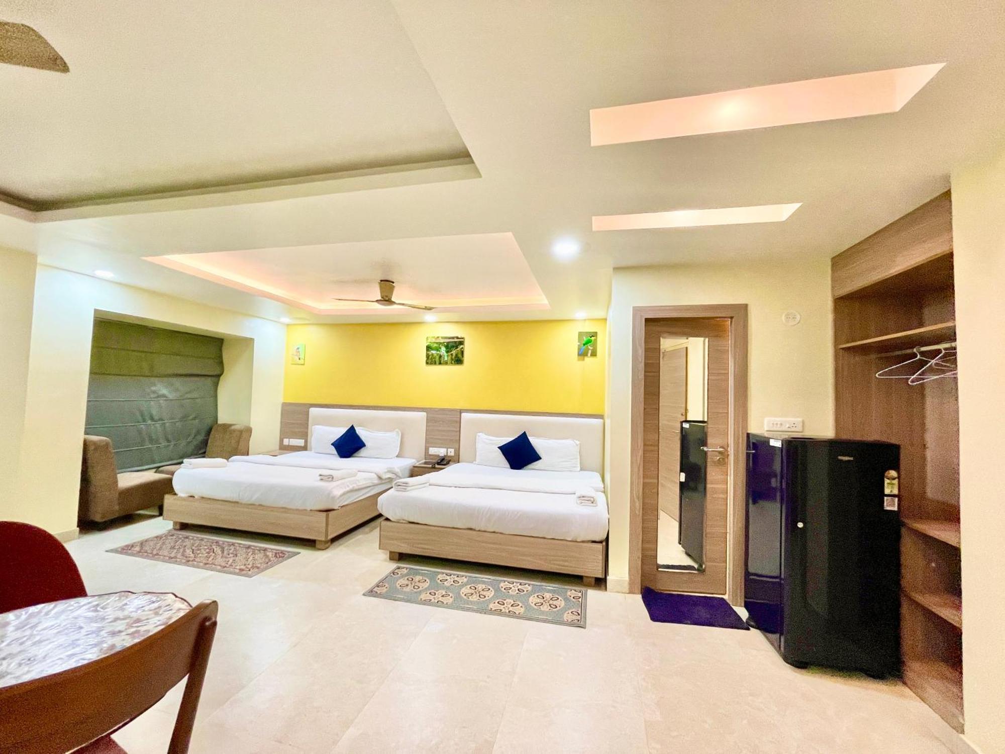 Hotel Rb International ! Puri Near-Sea-Beach-And-Temple Fully-Air-Conditioned-Hotel With-Lift-And-Card Payment Accepted-Parking-Facility, Best Hotel In Purí Exteriér fotografie