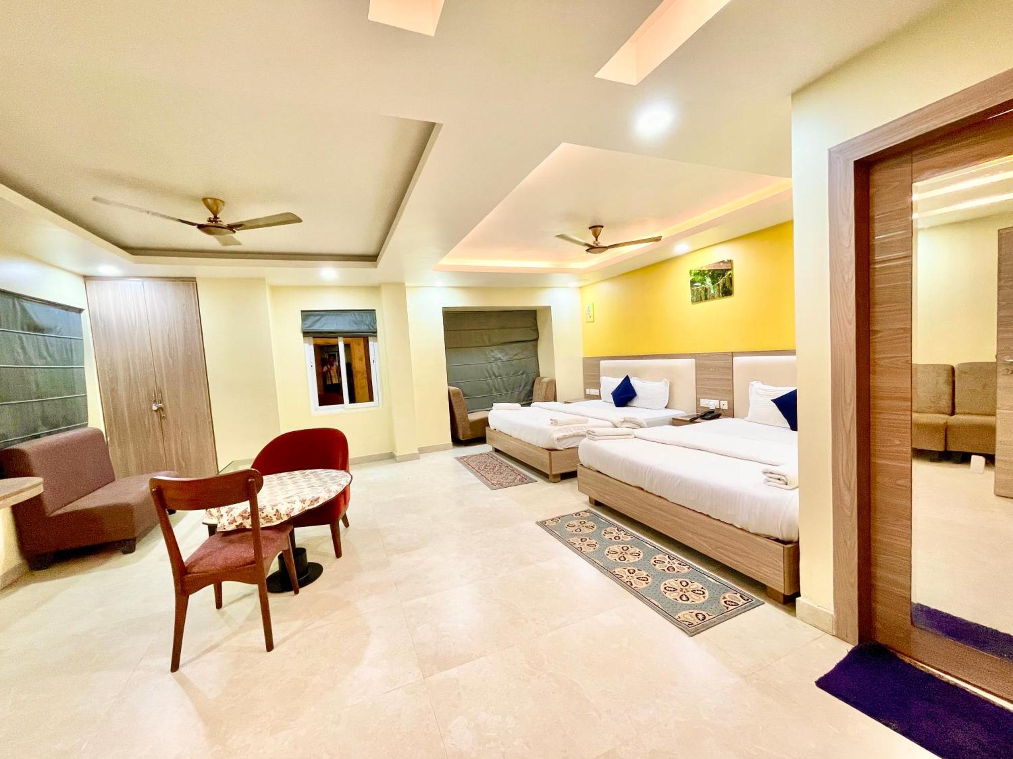 Hotel Rb International ! Puri Near-Sea-Beach-And-Temple Fully-Air-Conditioned-Hotel With-Lift-And-Card Payment Accepted-Parking-Facility, Best Hotel In Purí Exteriér fotografie
