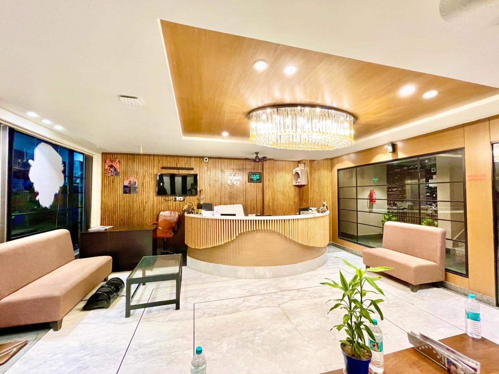 Hotel Rb International ! Puri Near-Sea-Beach-And-Temple Fully-Air-Conditioned-Hotel With-Lift-And-Card Payment Accepted-Parking-Facility, Best Hotel In Purí Exteriér fotografie