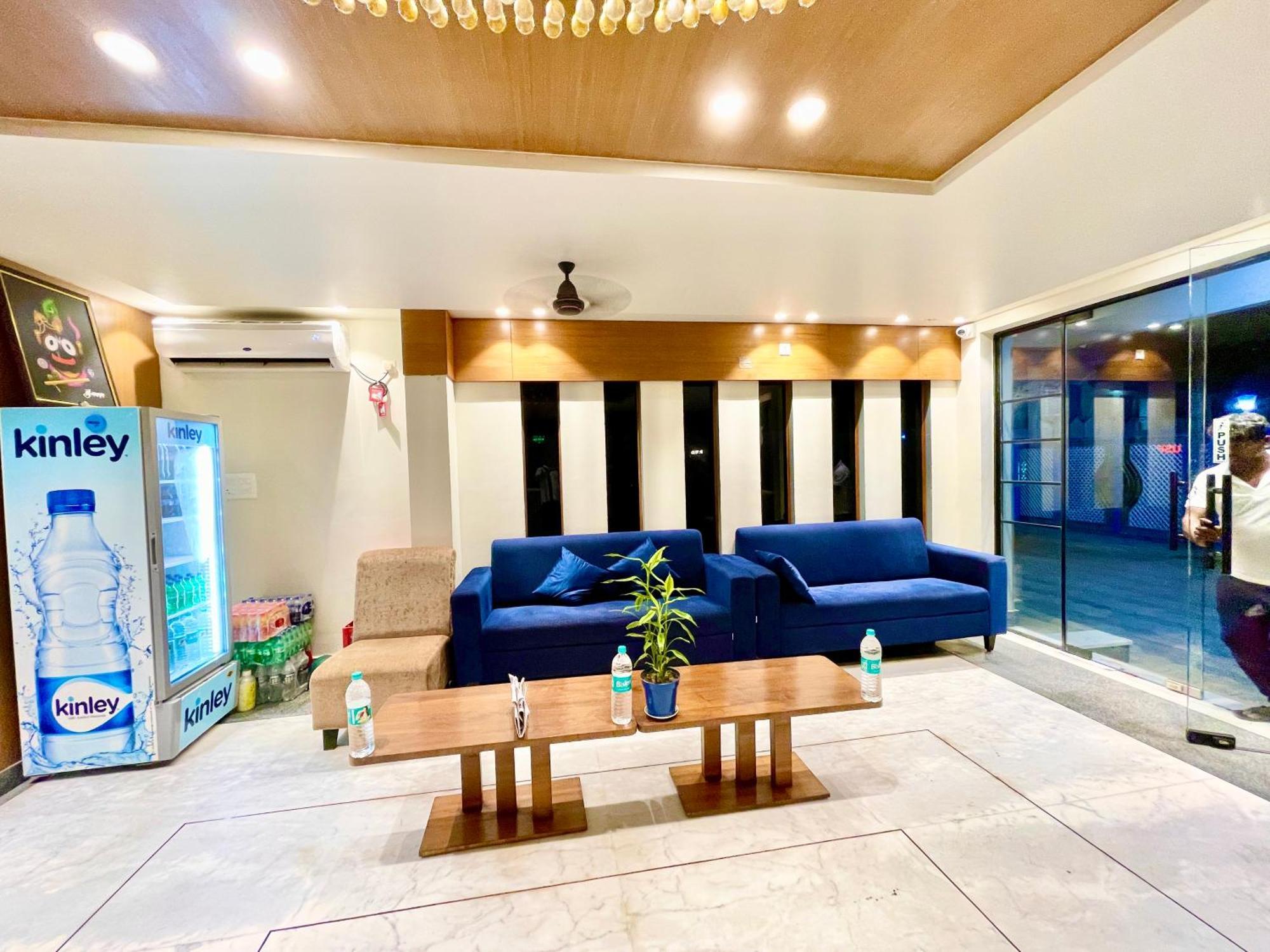 Hotel Rb International ! Puri Near-Sea-Beach-And-Temple Fully-Air-Conditioned-Hotel With-Lift-And-Card Payment Accepted-Parking-Facility, Best Hotel In Purí Exteriér fotografie