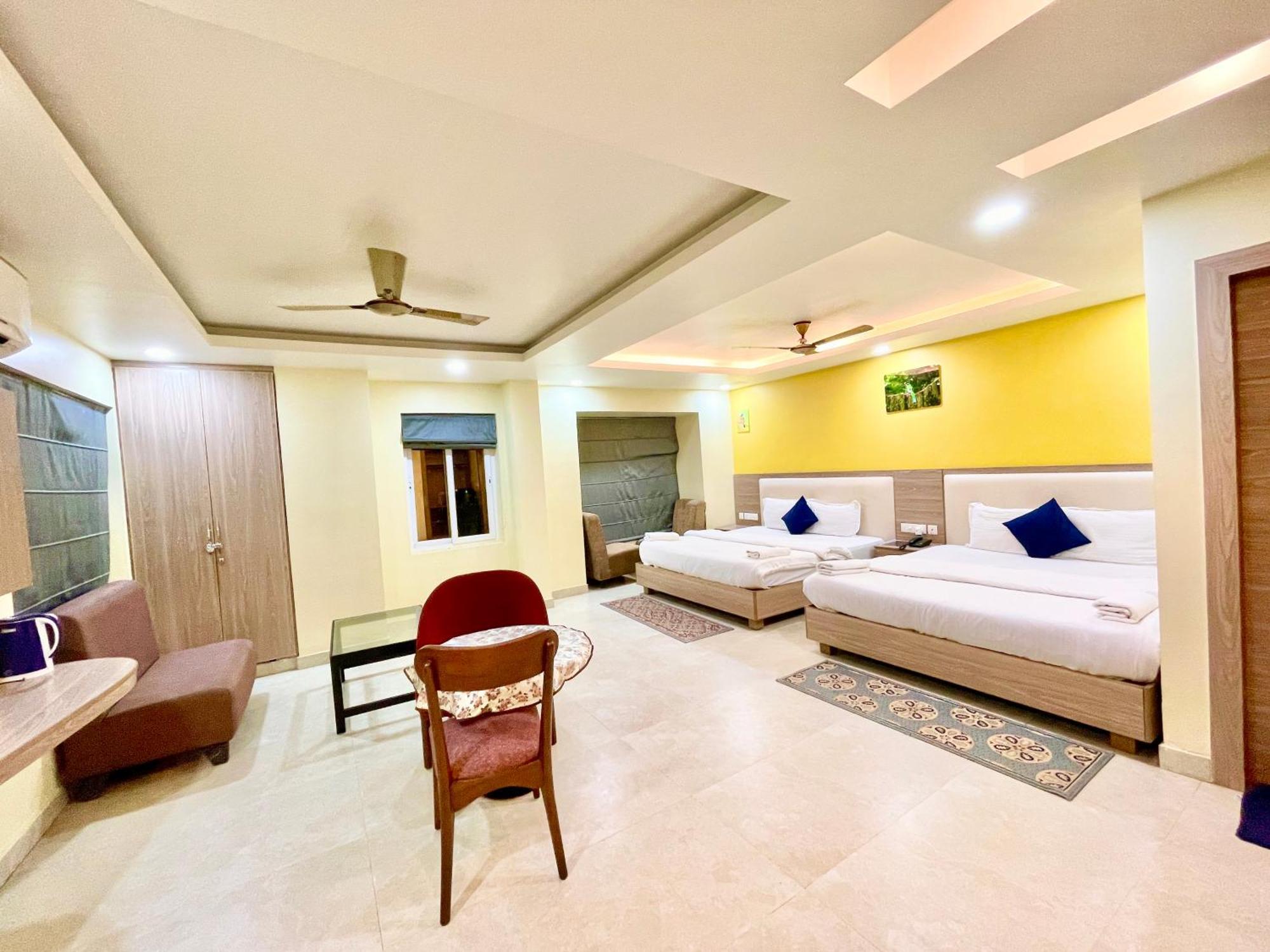 Hotel Rb International ! Puri Near-Sea-Beach-And-Temple Fully-Air-Conditioned-Hotel With-Lift-And-Card Payment Accepted-Parking-Facility, Best Hotel In Purí Exteriér fotografie