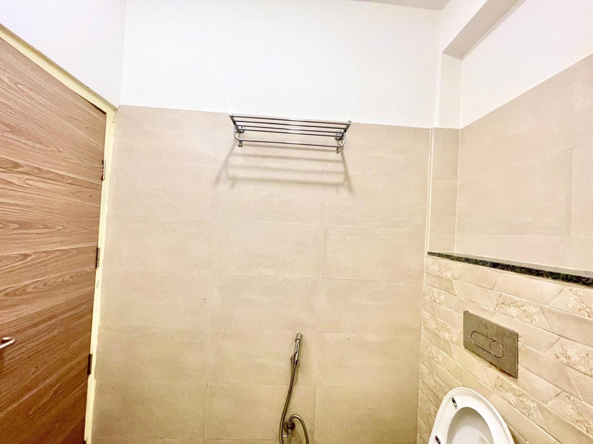 Hotel Rb International ! Puri Near-Sea-Beach-And-Temple Fully-Air-Conditioned-Hotel With-Lift-And-Card Payment Accepted-Parking-Facility, Best Hotel In Purí Exteriér fotografie