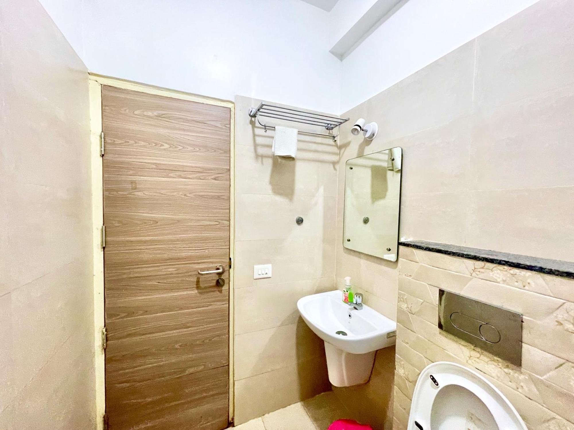 Hotel Rb International ! Puri Near-Sea-Beach-And-Temple Fully-Air-Conditioned-Hotel With-Lift-And-Card Payment Accepted-Parking-Facility, Best Hotel In Purí Exteriér fotografie