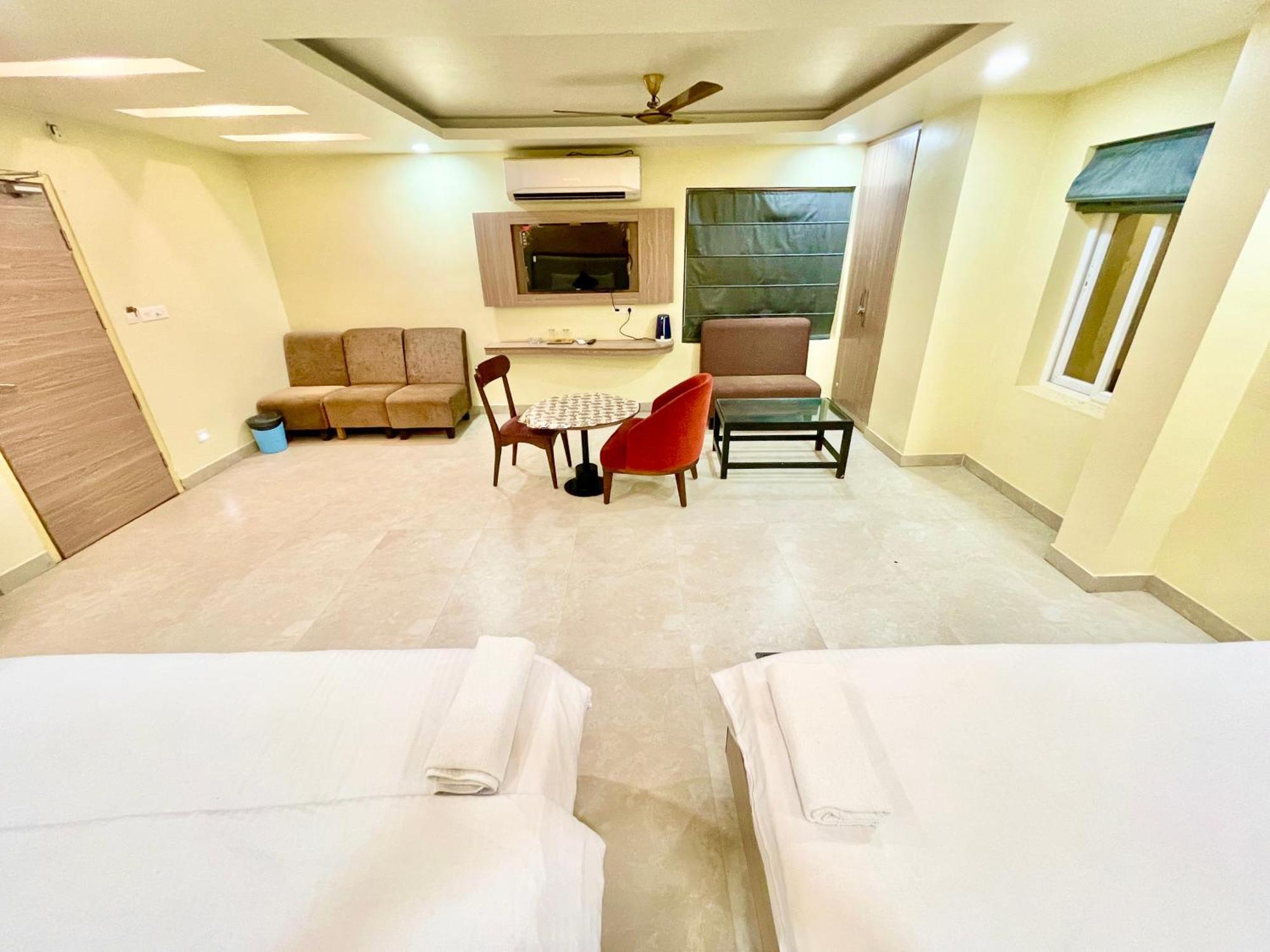 Hotel Rb International ! Puri Near-Sea-Beach-And-Temple Fully-Air-Conditioned-Hotel With-Lift-And-Card Payment Accepted-Parking-Facility, Best Hotel In Purí Exteriér fotografie
