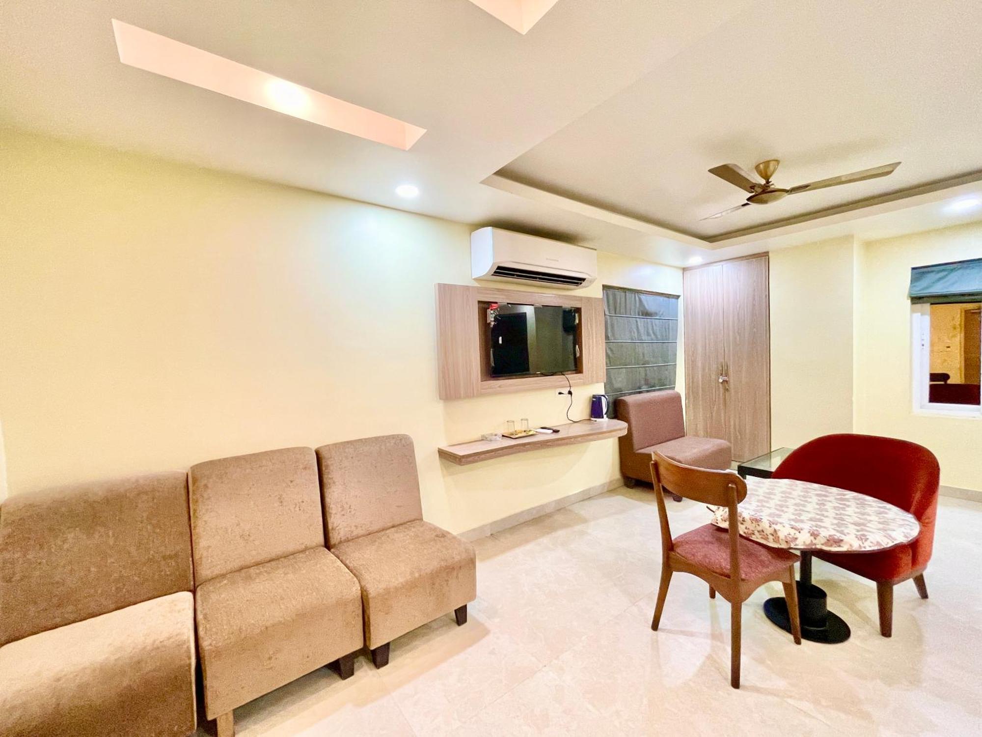 Hotel Rb International ! Puri Near-Sea-Beach-And-Temple Fully-Air-Conditioned-Hotel With-Lift-And-Card Payment Accepted-Parking-Facility, Best Hotel In Purí Exteriér fotografie