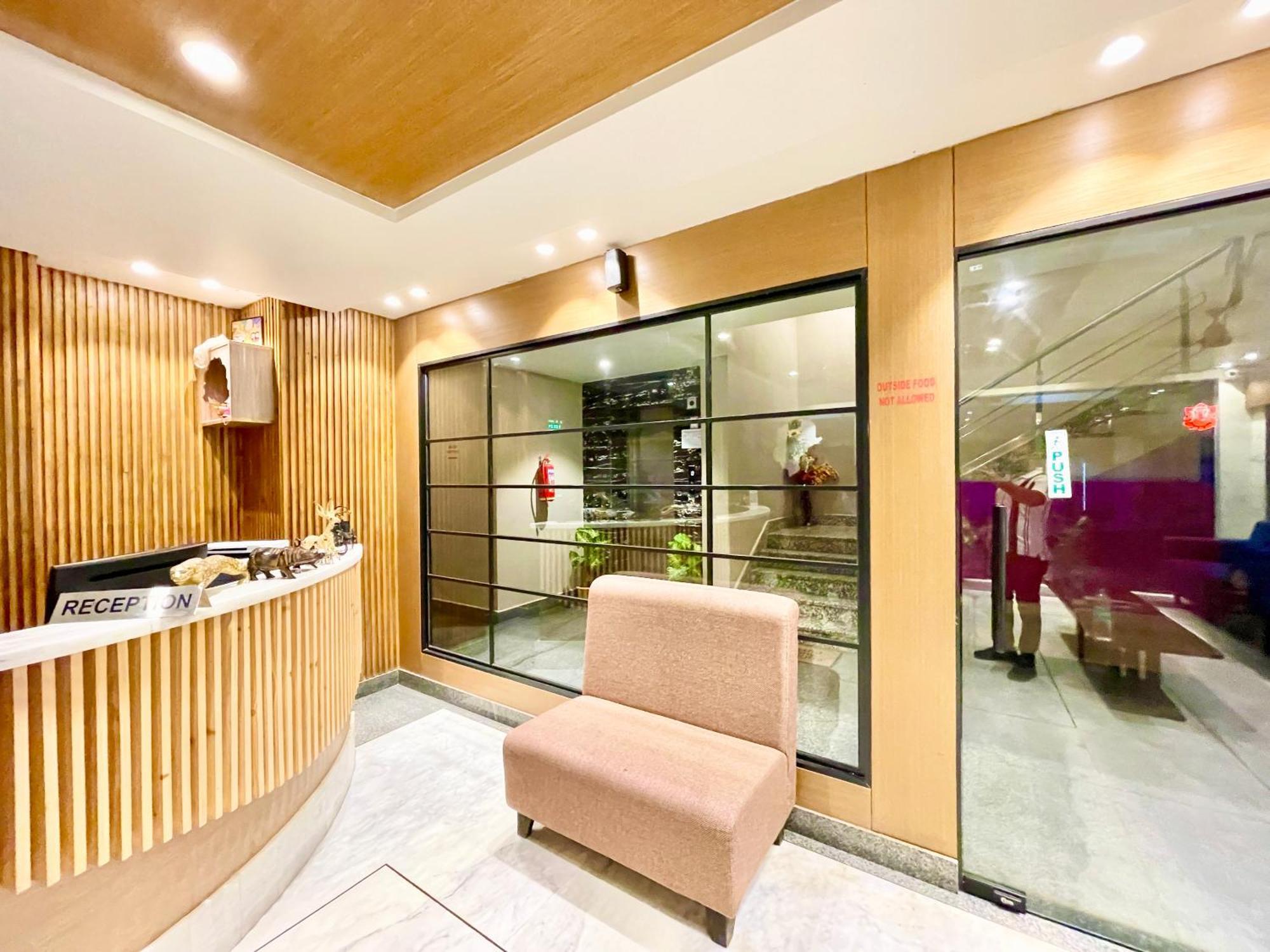 Hotel Rb International ! Puri Near-Sea-Beach-And-Temple Fully-Air-Conditioned-Hotel With-Lift-And-Card Payment Accepted-Parking-Facility, Best Hotel In Purí Exteriér fotografie
