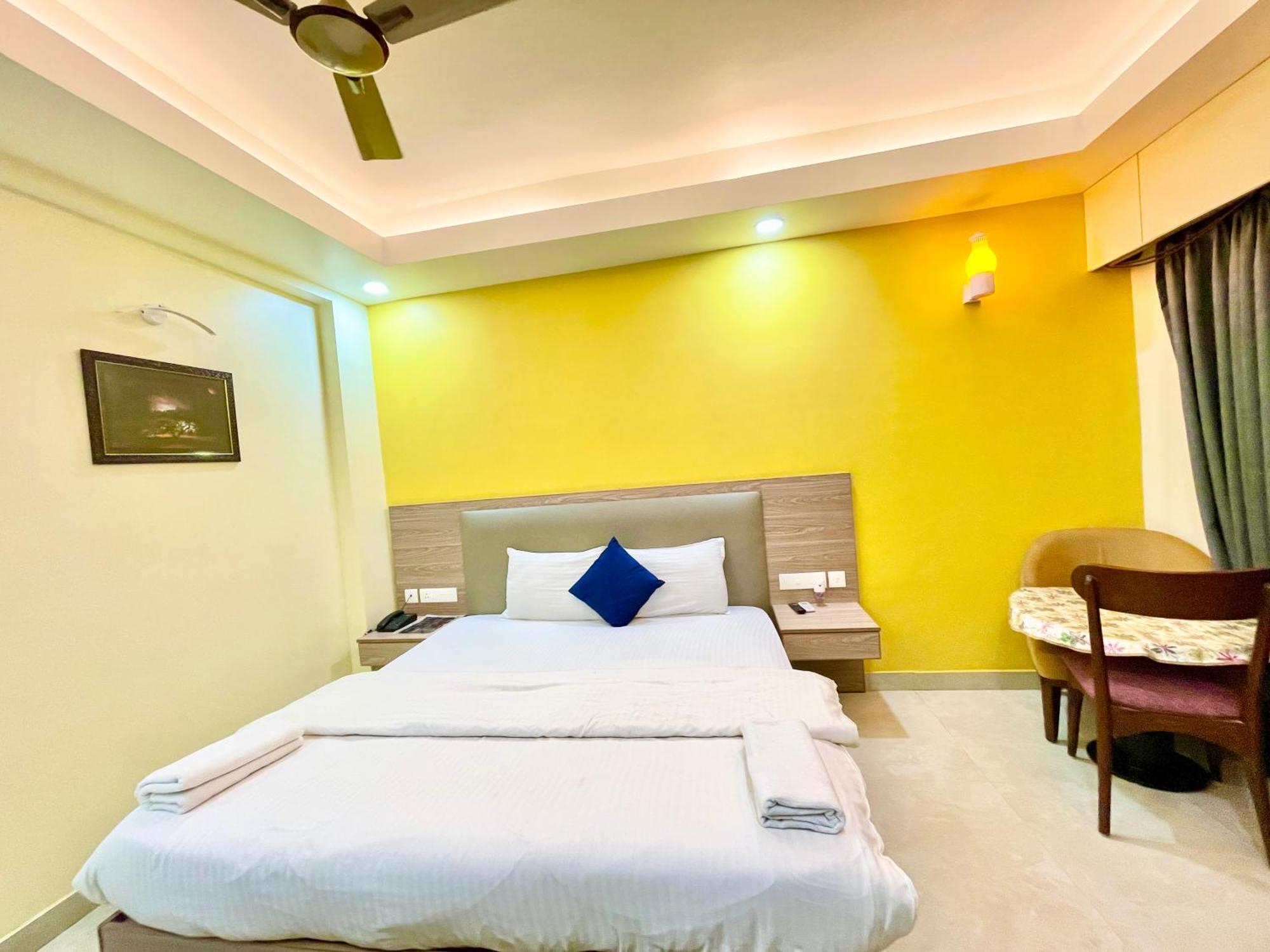 Hotel Rb International ! Puri Near-Sea-Beach-And-Temple Fully-Air-Conditioned-Hotel With-Lift-And-Card Payment Accepted-Parking-Facility, Best Hotel In Purí Exteriér fotografie