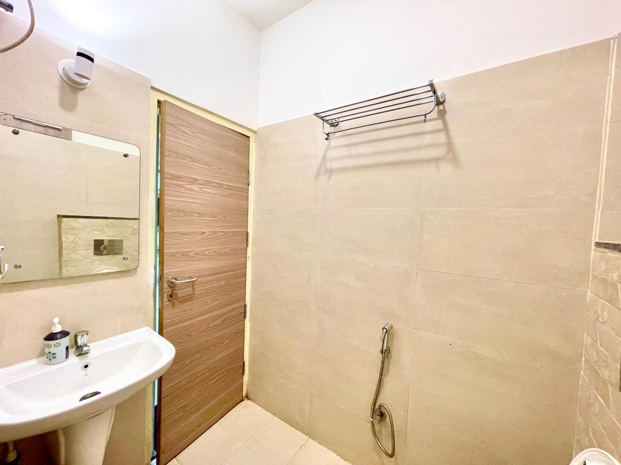 Hotel Rb International ! Puri Near-Sea-Beach-And-Temple Fully-Air-Conditioned-Hotel With-Lift-And-Card Payment Accepted-Parking-Facility, Best Hotel In Purí Exteriér fotografie