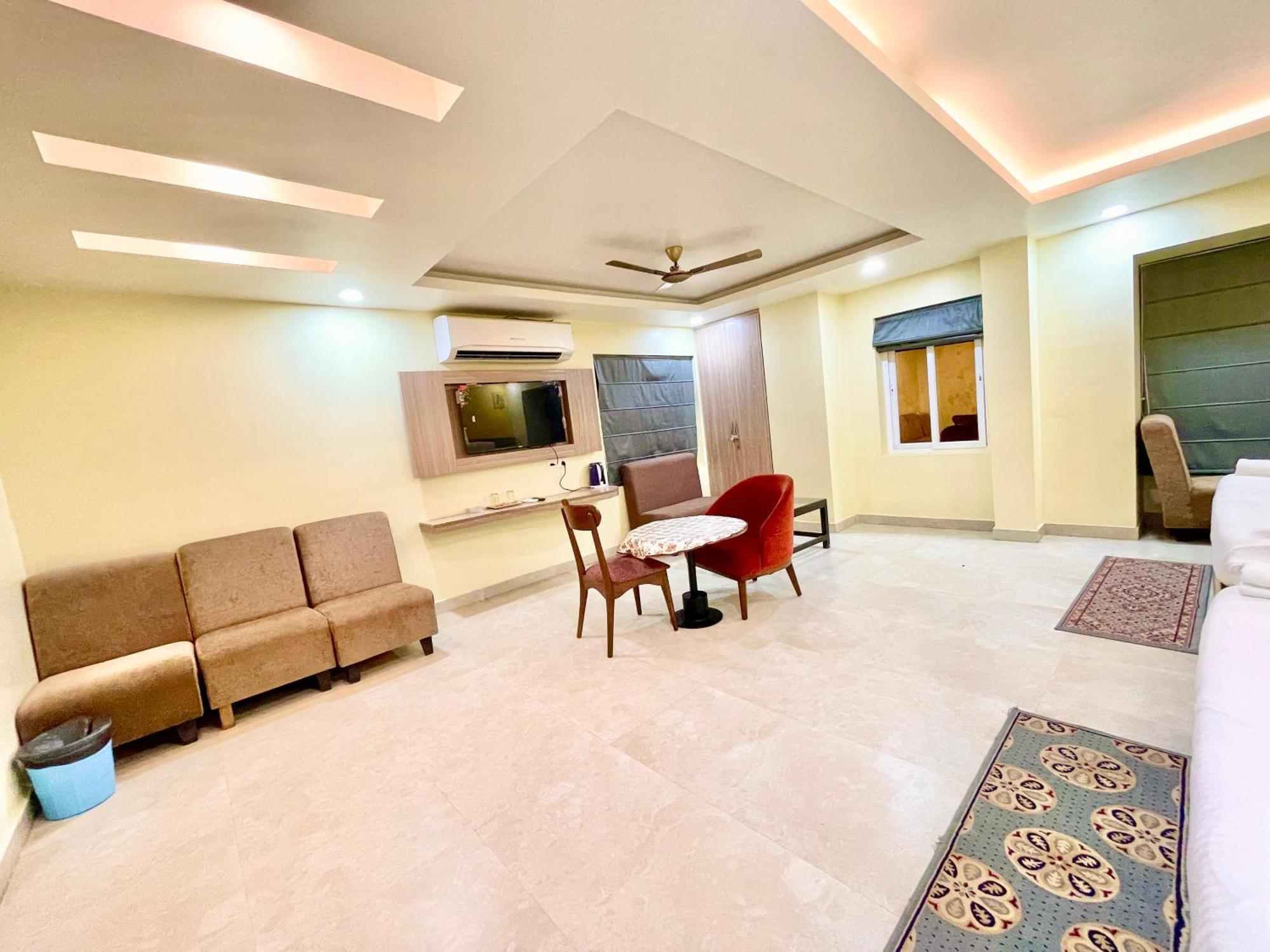 Hotel Rb International ! Puri Near-Sea-Beach-And-Temple Fully-Air-Conditioned-Hotel With-Lift-And-Card Payment Accepted-Parking-Facility, Best Hotel In Purí Exteriér fotografie